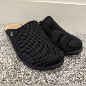 Fly Flot Black Comfort Mesh Activewear Clogs Mules Made in Italy Size 9
